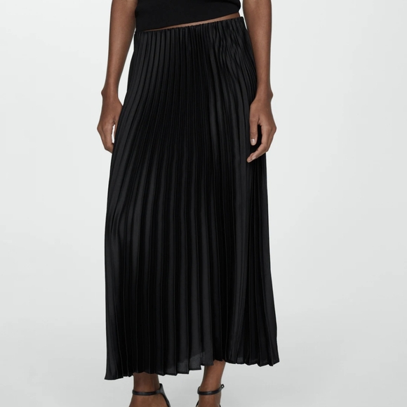 Mango Pleated Skirt BNWT - Picture 2 of 6